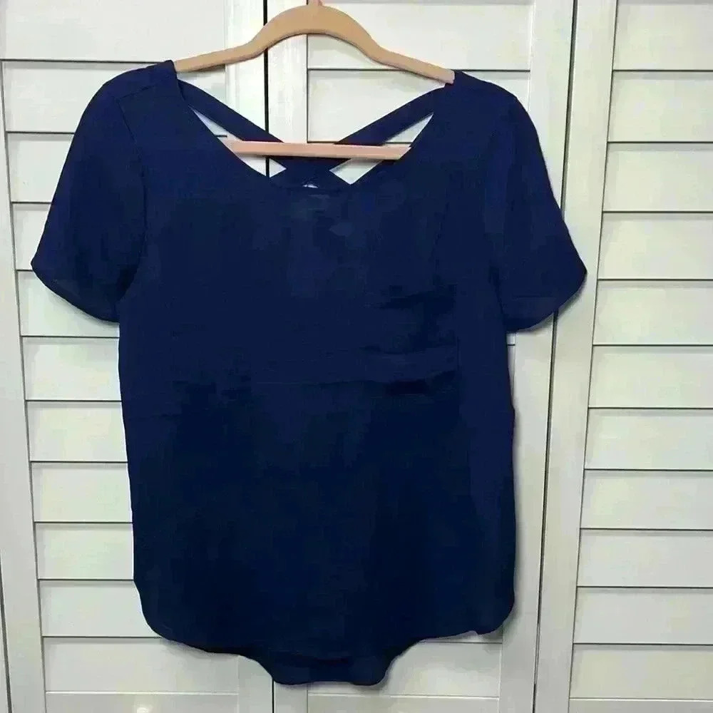 Francesca’s Lily White Short Sleeve Pocket Crisscross Back Size Small Navy NWT